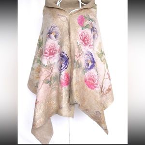 Handmade Felted Flower Bouquet Scarf/Cape NWT